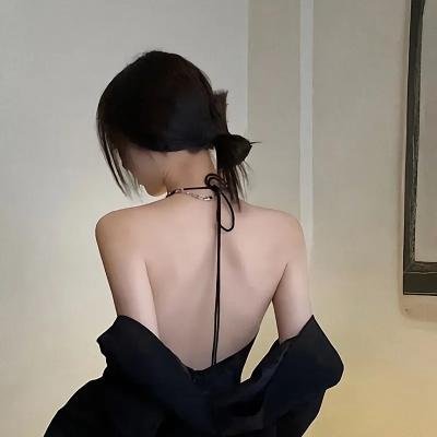4个人各自有着自己的秘密